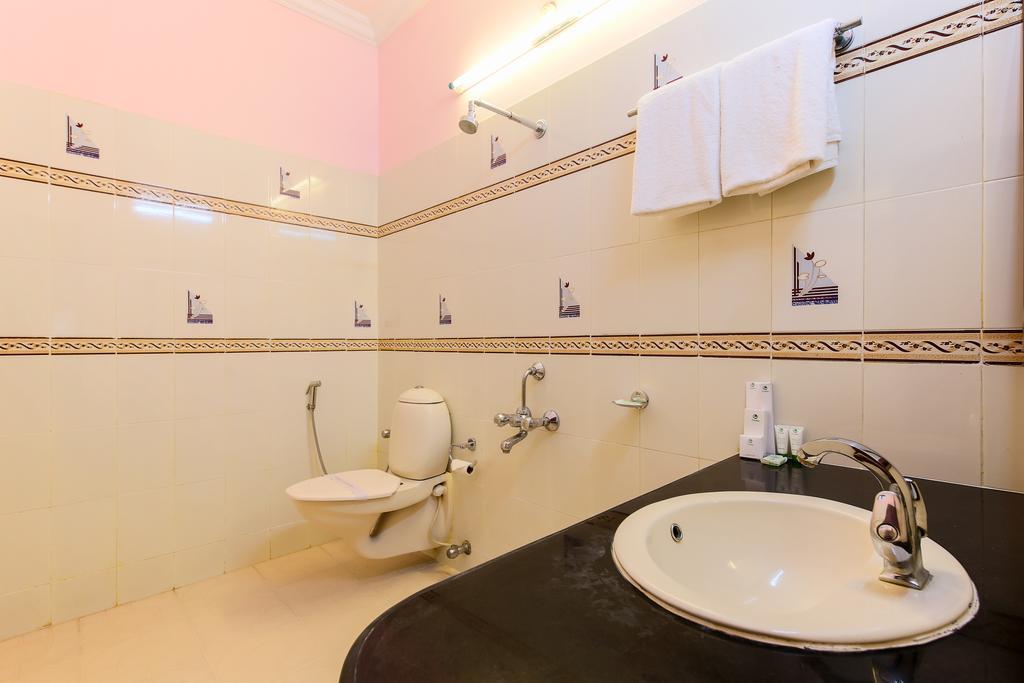 Treebo Moonlight Hotel Thiruvananthapuram Eksteriør billede
