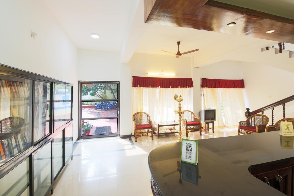 Treebo Moonlight Hotel Thiruvananthapuram Eksteriør billede