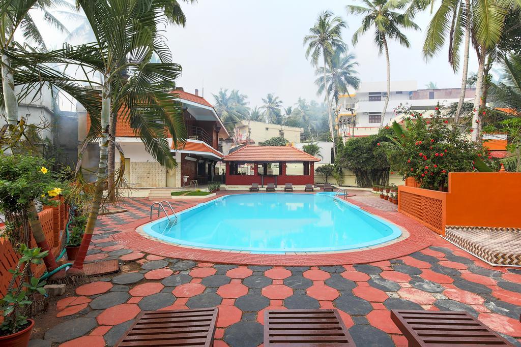 Treebo Moonlight Hotel Thiruvananthapuram Eksteriør billede