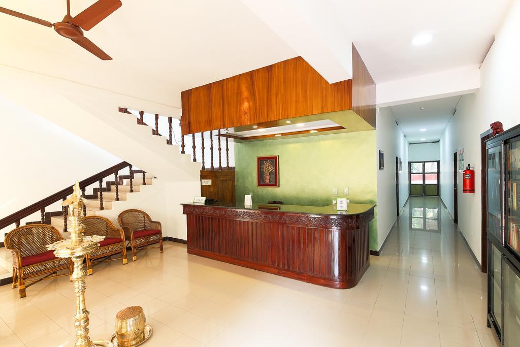 Treebo Moonlight Hotel Thiruvananthapuram Eksteriør billede